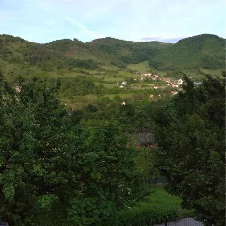 Comfort House Near Pyramides